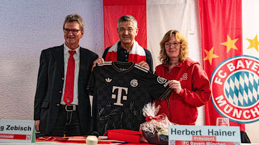 Herbert Hainer bei den Fanclubbesuchen 2026