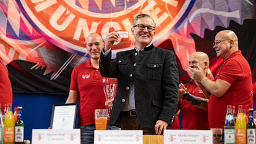 Jan-Christian Dreesen bei den Fanclubbesuchen 2026