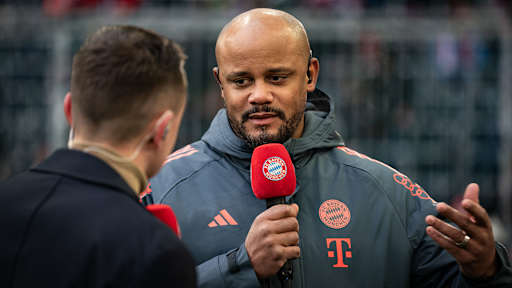 Vincent Kompany im Interview beim Testspiel FC Bayern gegen Salzburg