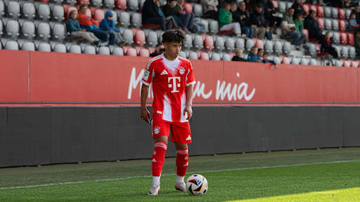 Maycon Douglas Cardozo führt den Ball am Fuß.