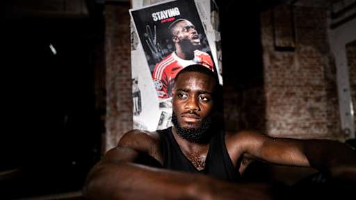 Dayot Upamecano verlängert beim FC Bayern.