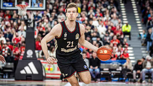 Justus Hollatz Dribbling