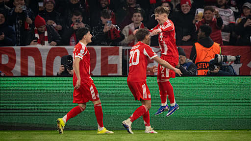 Lennart Karl im Champions League-Heimspiel des FC Bayern gegen Atalanta Bergamo