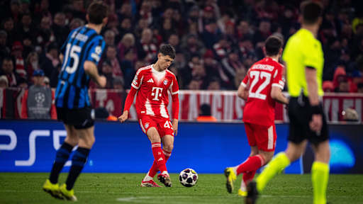 Filip Pavić im Champions League-Heimspiel des FC Bayern gegen Atalanta Bergamo