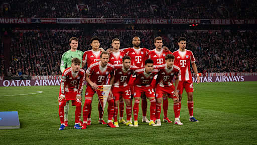 Das Teamfoto vor dem Champions League-Heimspiel des FC Bayern gegen Atalanta Bergamo