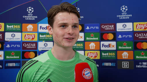 Jonas Urbig im Interview nach dem Rückspiel gegen Atalanta Bergamo in der Champions League