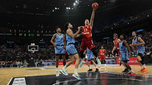 Andi Obst beim Layup