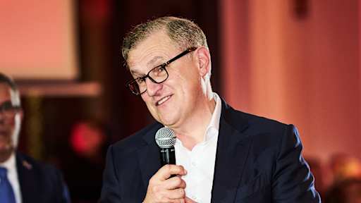 Jan-Christian Dreesen at the banquet