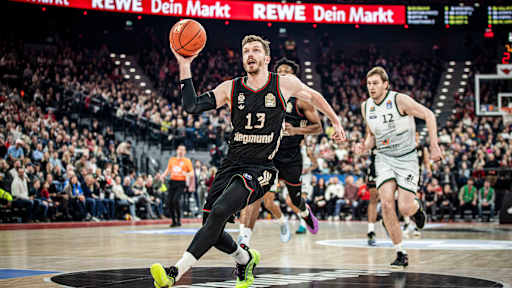 Andi Obst Zug zum Korb