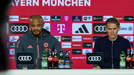 Vincent Kompany und Christoph Freund im Pressetalk des FC Bayern