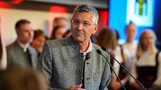 Herbert Hainer, Präsident des FC Bayern, bei seiner Rede im Münchner Rathaus