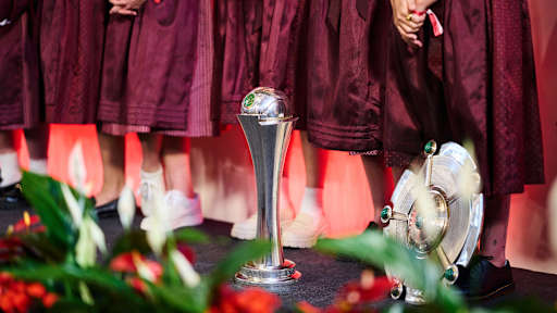 Die FC Bayern Frauen beim Empfang im Münchner Rathaus anlässlich des Doublesiegs 2026.