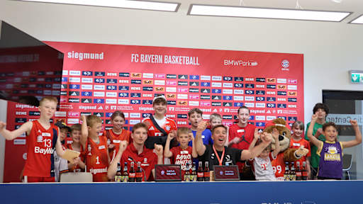 KIDS CLUB-Pressekonferenz mit FCBB