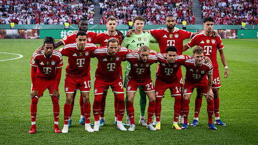 Das Team des FC Bayern vor dem DFB-Pokal-Finale gegen den VfB Stuttgart.