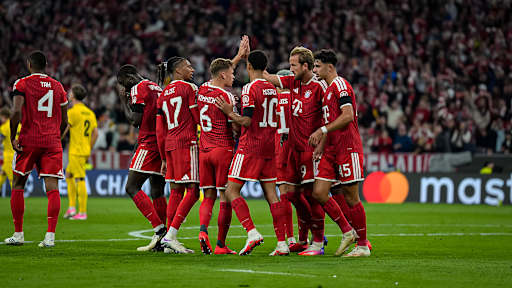Harry Kane, Joshua Kimmich, Jamal Musiala und Co. jubeln während des Heimspiels des FC Bayern in der Champions League gegen FK Bodø/Glimt