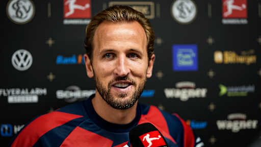 Harry Kane im Interview nach dem Bundesligaspiel des FC Bayern bei der SV Elversberg