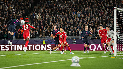 Herman Haugen trifft zum Endstand während des Auswärtsspiels des FC Bayern in der Champions League bei Viking Stavanger