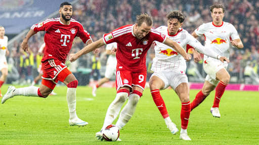 Harry Kane schießt im Bundesliga-Topspiel zwischen dem FC Bayern und RB Leipzig.