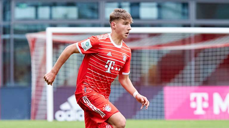 Die U19 des FC Bayern war bei Astoria Walldorf zu Gast.