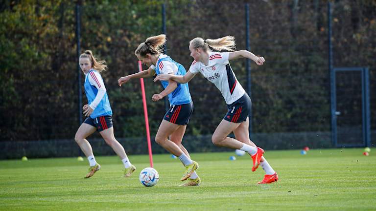 FC Bayern Frauen Training