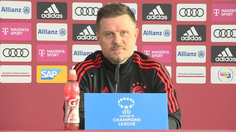 FC Bayern Women Alexander Straus