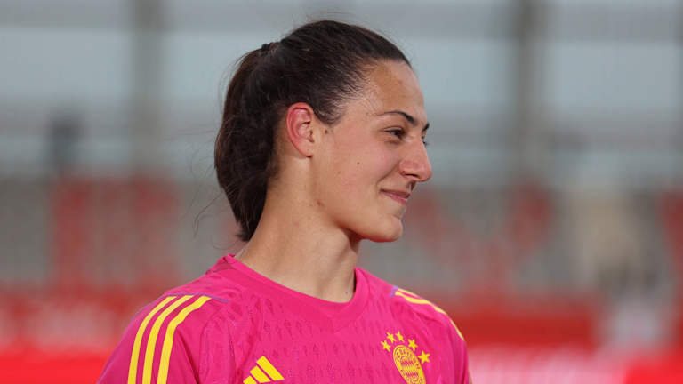 Mala Grohs von den FC Bayern Frauen nach Frankfurt