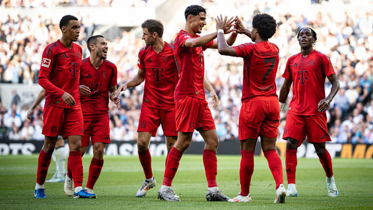 Spielszene aus dem Testspiel Tottenham Hotspur - FC Bayern