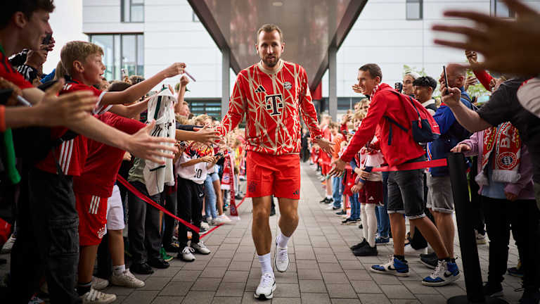 Harry Kane vor dem Spiel gegen den Grasshopper Club Zürich