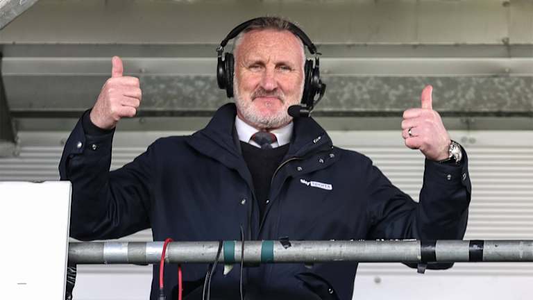 Aan McInally como experto en Sky