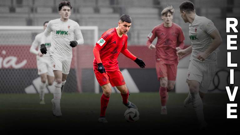 Spielszene aus dem Duell der FC Bayern U19 gegen den FC Augsburg