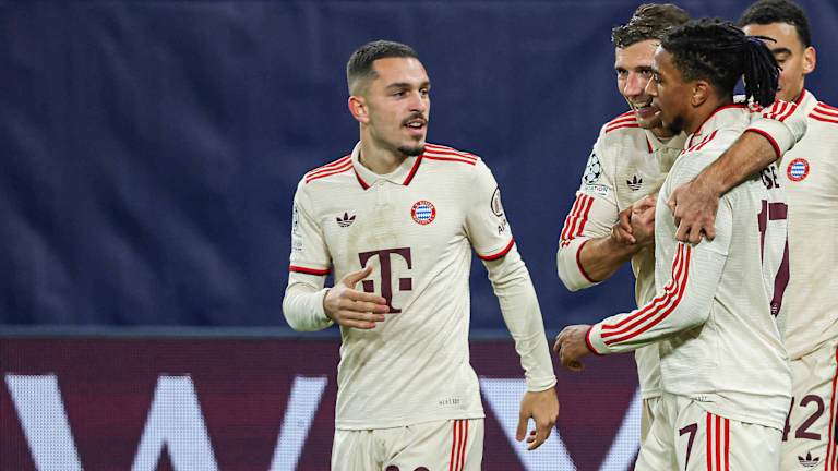 Arijon Ibrahimovic contra el Shakhtar Donetsk