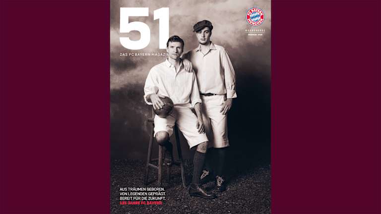 Cover des FC Bayern-Magazins 51 Februar 2025 mit Thomas Müller und Aleksandar Pavlovic in historischen Outfits.