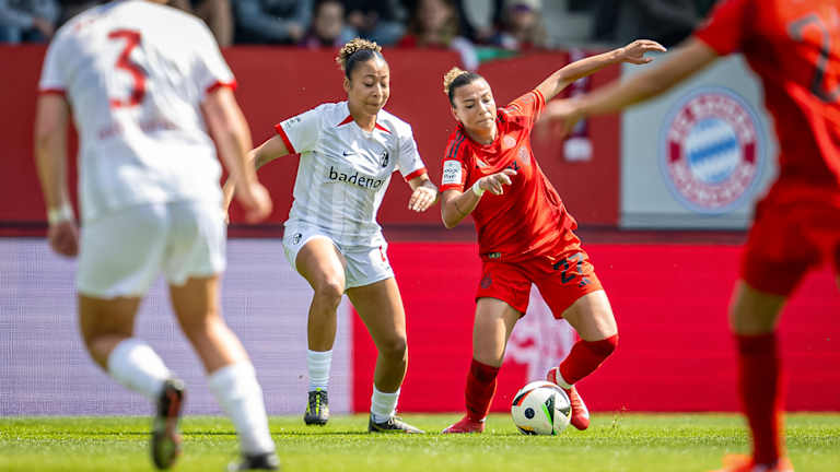 Arianna Caruso im Heimspiel der FC Bayern Frauen gegen den SC Freiburg