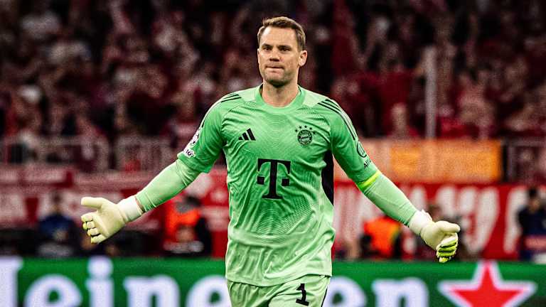 Manuel Neuer jubelt während des Heimspiels des FC Bayern zum Auftakt in die Champions League gegen den FC Chelsea