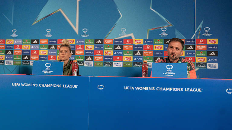 Linda Dallmann José Barcala press conference