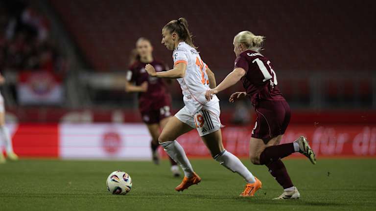 Kathi Naschenweng im Auswärtsspiel beim 1. FC Nürnberg.
