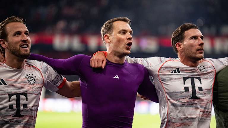 Harry Kane, Manuel Neuer and Leon Goretzka celebrate in front of the fans in Paris