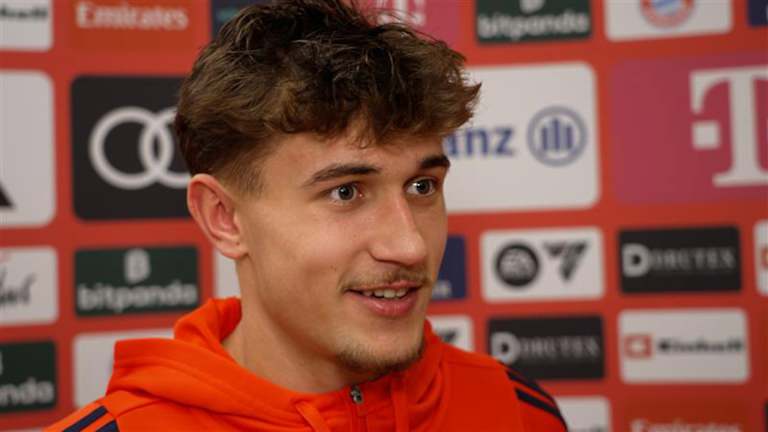 Tom Bischof im Interview nach dem Bundesliga-Spiel des FC Bayern gegen Mainz 05