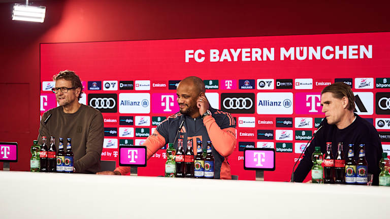Pressetalk des FC Bayern mit Dieter Nickles, Vincent Kompany und Christoph Freund