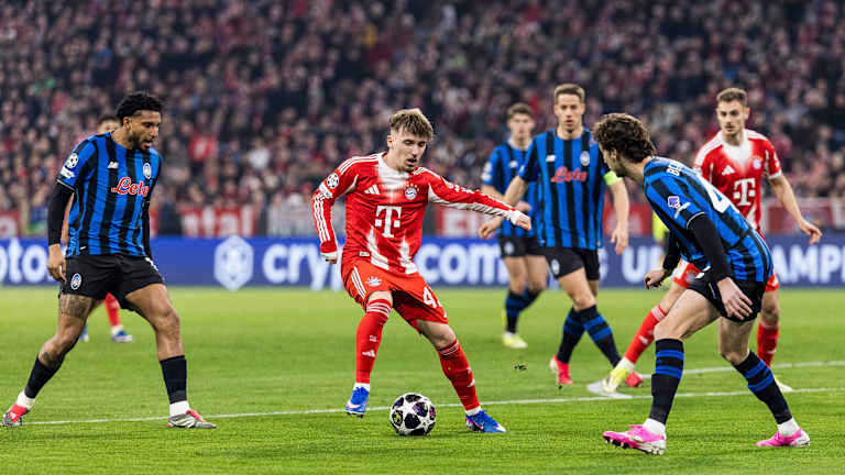 Lennart Karl im Champions League-Heimspiel des FC Bayern gegen Atalanta Bergamo