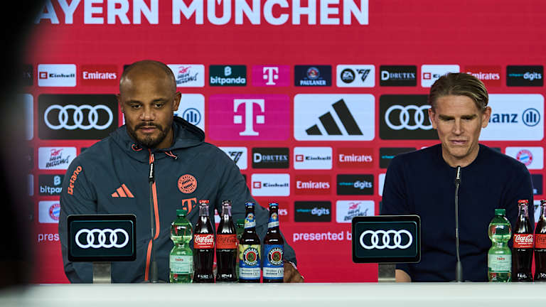 Vincent Kompany und Christoph Freund im Pressetalk des FC Bayern