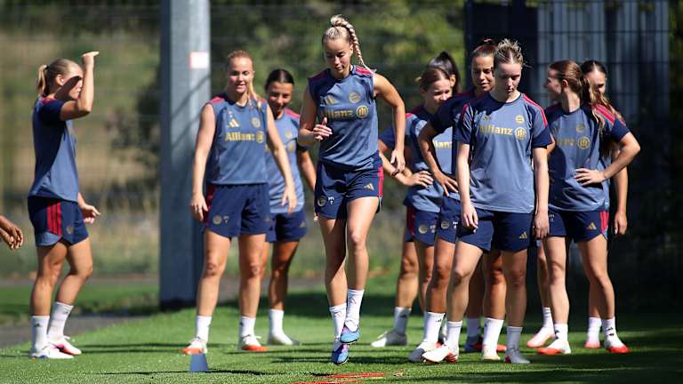 Training FC Bayern Frauen