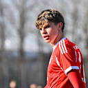 Guido Della Rovere schaut nach links.