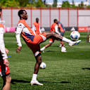 Nicolas Jackson im Abschlusstraining des FC Bayern vor dem Bundesliga-Heimspiel gegen den 1. FC Heidenheim