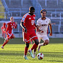 Bastian Assomo im Dribbling.
