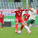 Artur Degraf im Zweikampf mit Yannick Scholz.