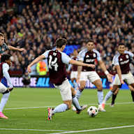 El partido de la Champions League entre el Aston Villa y el FC Bayern, en imágenes