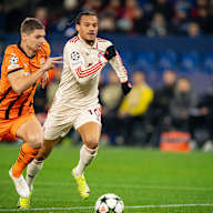 El partido de la Champions League entre el Shakhtar Donetsk y el FC Bayern, en imágenes