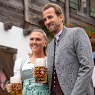 Traditioneller Besuch: Der FC Bayern auf dem Oktoberfest 2025