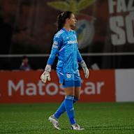 Mala Grohs im Einsatz für die FC Bayern Frauen beim Auswärtsspiel in der Champions League.
